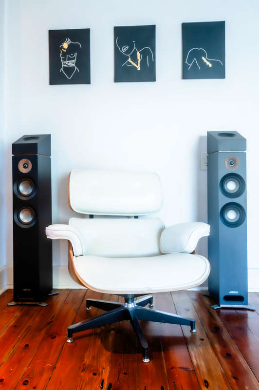 Jamo S807 5.2.2 Dolby Atmos Surround system with 2 subwoofers