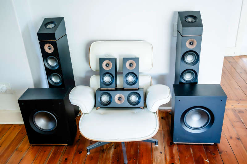 Jamo S807 5.2.2 Dolby Atmos Surround system with 2 subwoofers