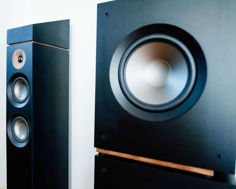 Jamo S807 5.2.2 Dolby Atmos Surround system with 2 subwoofers