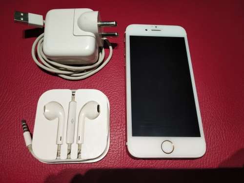 iPhone 6s 128GB - Rose Gold / Great Condition