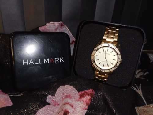 Mense Hallmark Watch