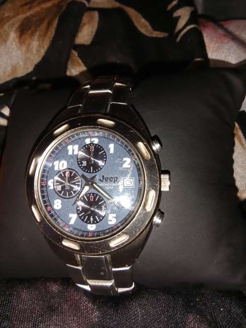 Gent`s Jeep stainless steel sports watch. Modern chronograph design.