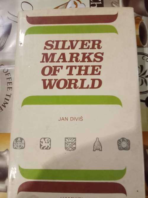 Collectors` books Silver Markings of the World and the Hallmark Silver markings