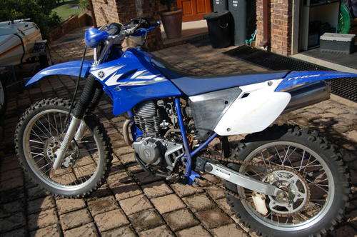 YAMAHA TTR 230