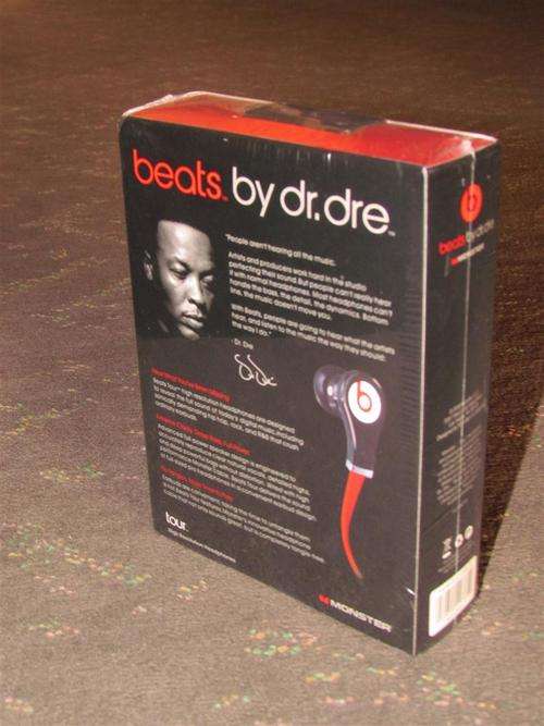Monster Beats by Dr Dre in ear TOUR headphones