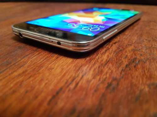 Samsung Galaxy S5 LTE 16GB in Blue!!