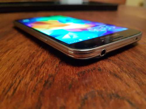 Samsung Galaxy S5 LTE 16GB in Blue!!
