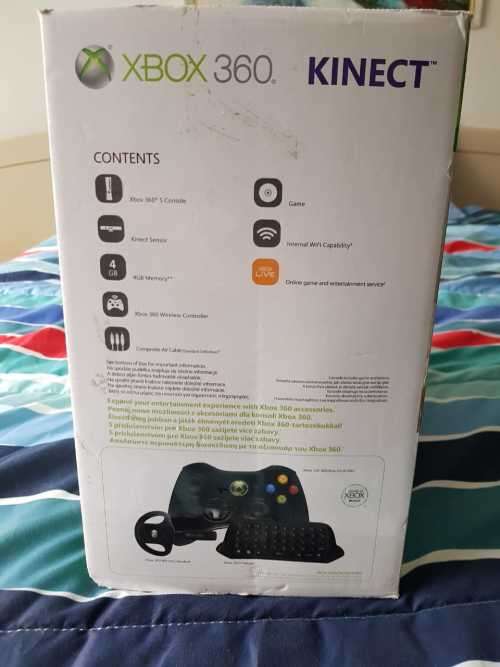 XBOX 360 WITH KINECT AND 9 GAMES!