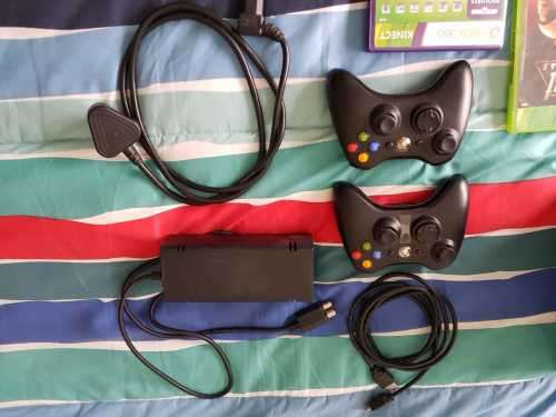 XBOX 360 WITH KINECT AND 9 GAMES!