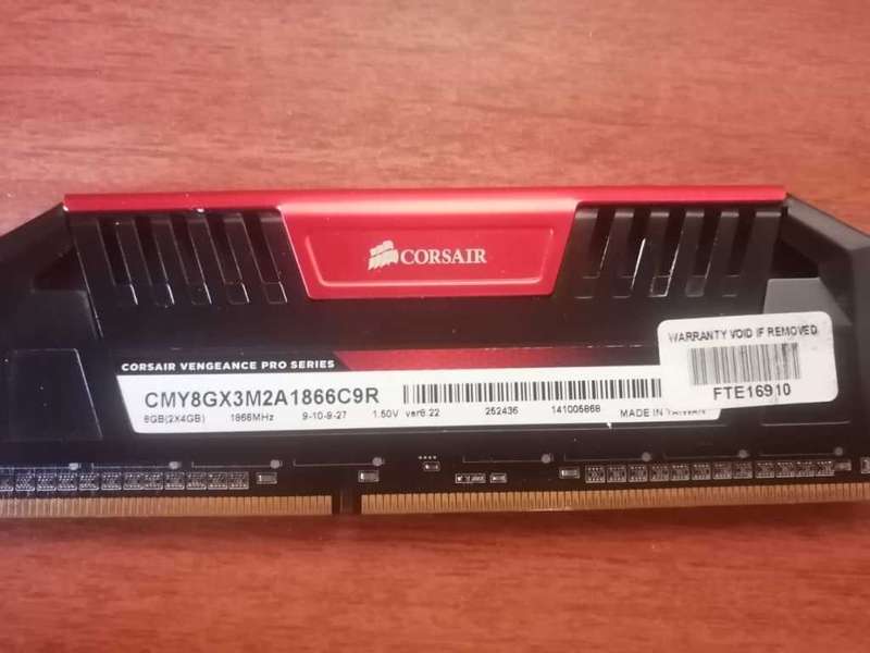 corsair vengeance pro series 2x 8gb ddr3 1866mhz ram