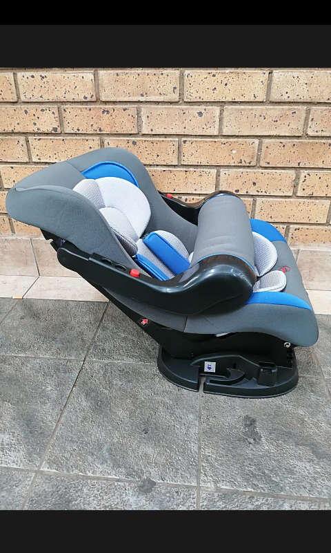 Press Baby Car seat