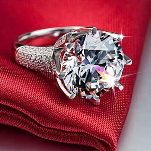 **R3200.00** Extraordinary 5.52ct Cr.Diamond Designer Solitaire Ring - Size 8 / P+