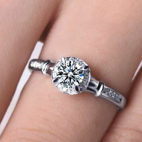 Extraordinary! 1.12ct Cr.Diamond and Accents Engagement Ring - Size 6 / M / 16.3mm
