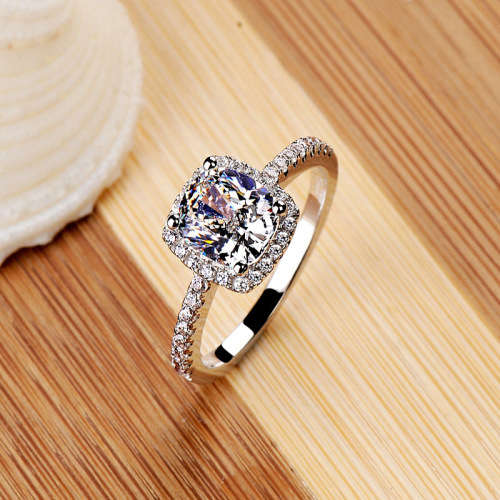 SENSATIONAL! RADIANT CUT 2.12CT CR.DIAMOND HALO ENGAGEMENT RING - Size 6/M
