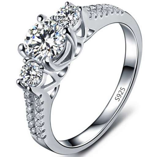 ELEGANCE! 0.66ct Cr.Diamond Trilogy Split-band Engagement Ring- Size 7 / N+