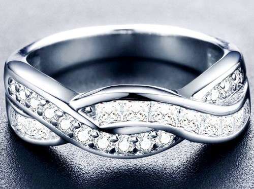 R1 Auction! 1.68ct Sparkling Cr.Diamond Princess /Round Crossover Engagement Ring - Size 10/T-U/20mm