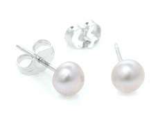 CLEARANCE SALE!! 5mm Freshwater Pearl Stud Earrings