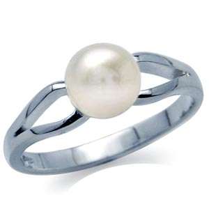 6MM White Freshwater Pearl 925 Sterling Silver Ring. Size 8 / Q / 18mm