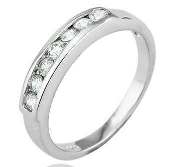 Sparkling Simulated Diamond 925 Sterling Silver Engagement Ring - Size 6 / M