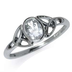 0.92ct White Topaz 925 Sterling Silver Triquetra Celtic Knot Ring. Size 7/O/17.3mm