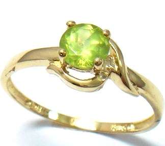 GENUINE 9CT GOLD RING NATURAL PERIDOT SOLITAIRE
