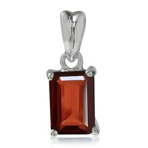 1.28ct. Natural Garnet 925 Sterling Silver Solitaire Pendant