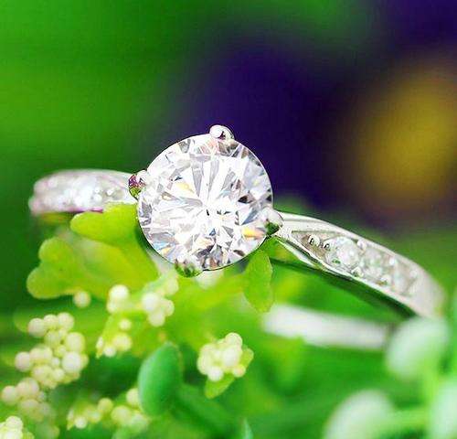 SOLID SILVER 0.75 Carat Cr. Diamond Solitaire with Accents. Size 7