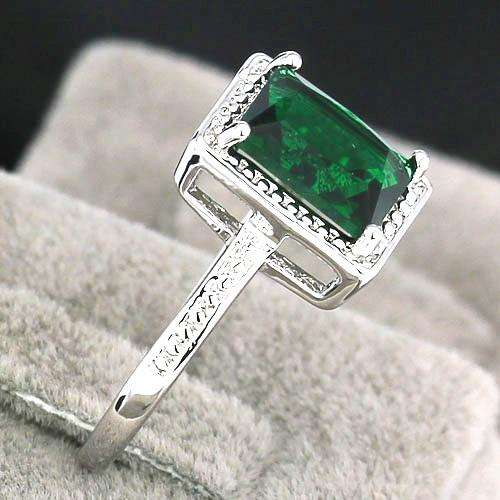 Stunning 2.00 Carat Cr. Emerald Rhodium Plated Ring. Size 9[S]