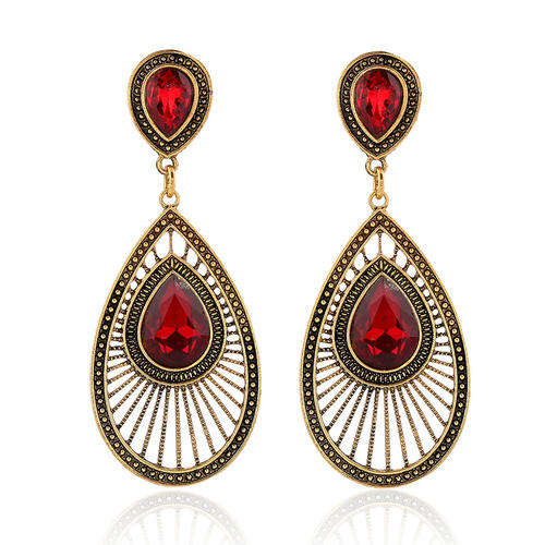 WINTER WINNER!! Large dangling earrings, plated in gold, encrusted with crystals