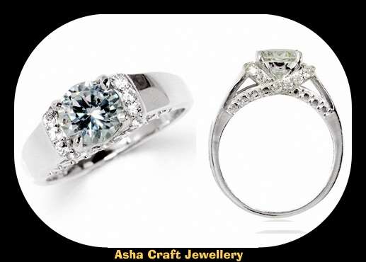 **TOP QUALITY** Magnificent 2.65 Carat Cr. Diamond Engagement Ring. Size 8