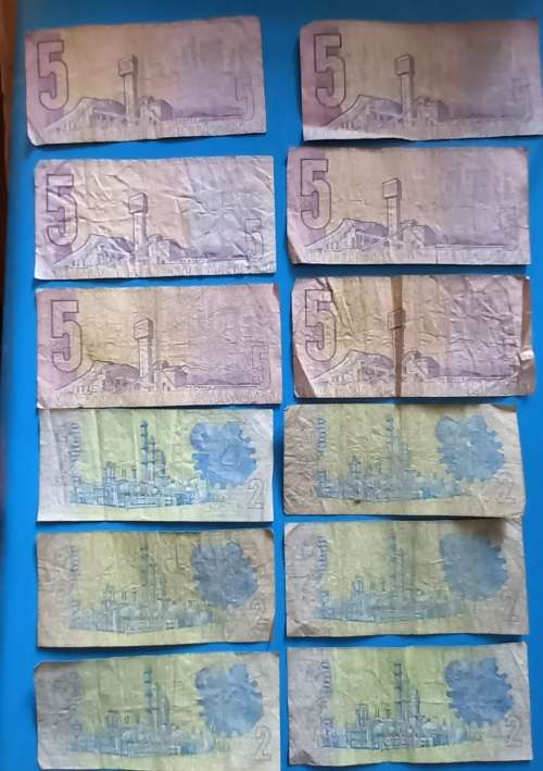 R 5 notes R2 notes