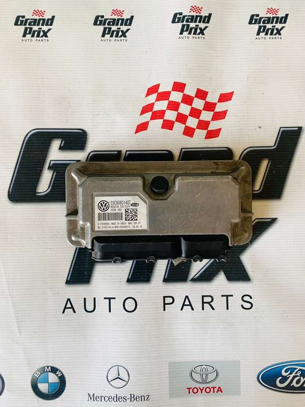 VW POLO ECU COMPUTER BOX 03C906014GT BENZIN 7GV CLPA