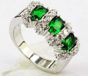 Exquisite Emerald 18KT White Gold Filled 5ct silver Ring - Size 8