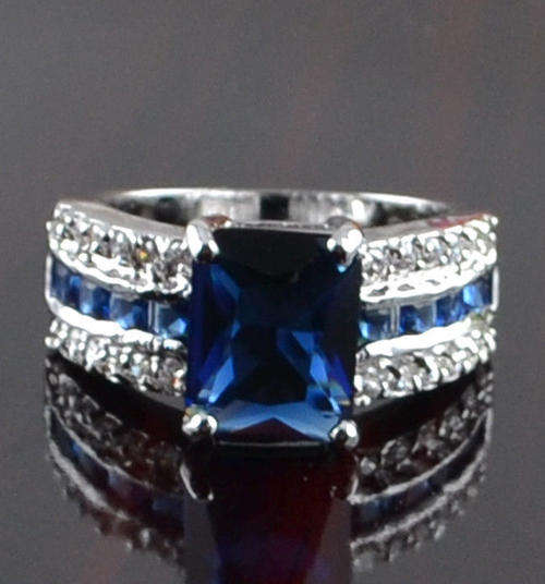 Dazzling Sapphire & White Topaz Gemstones S80 Silver Ring - Size 8