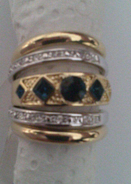 Stunning*** Wedding Ring Set - Size 9