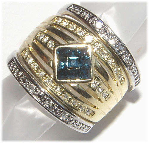 Absolutely Stunning***  Wedding Ring Set - Size 9