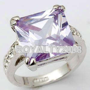 Stunning Dress Ring - Size 8