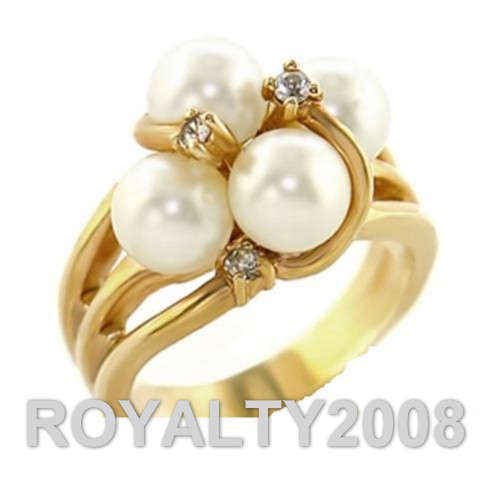 Gorgeous Pearl Cluster Ring - Size 6