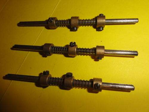 MECCANO GENUINE,EXCELLENT- LOT 15; KEY WAY SHAFTS & COLLARS,etc