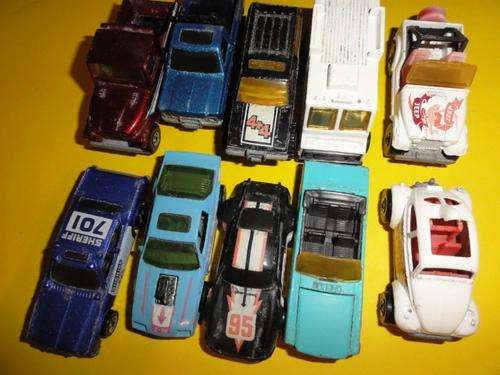 HOT WHEELS BY MATTEL- 10 VEHICLES- FAIR
