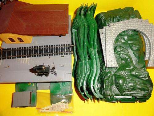 LIMA -HO "SCRAP LOT" HOUSES/STATIONS etc RECYCLE.
