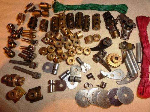 MECCANO SMALL PARTS- FOR THE SPECIALIST.