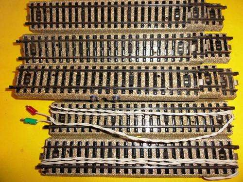 MARKLIN  M- TRACK - STRAIGHTS-11 X 5106.