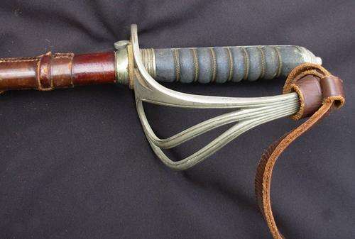BEAUTIFUL 1936 WW2 UNION OF SOUTH AFRICA  OFFICER'S SWORD - QUALITY ETCHED BLADE