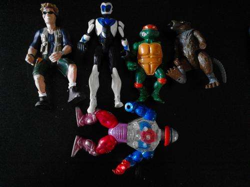 Action figure lot