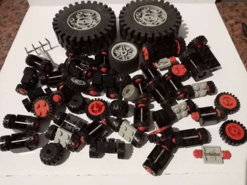 Lego Lot Wheels and accesories