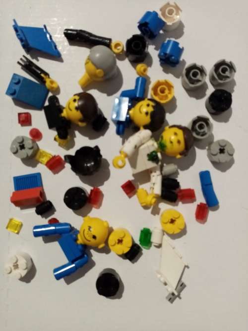 Lego Lot Wheels and accesories
