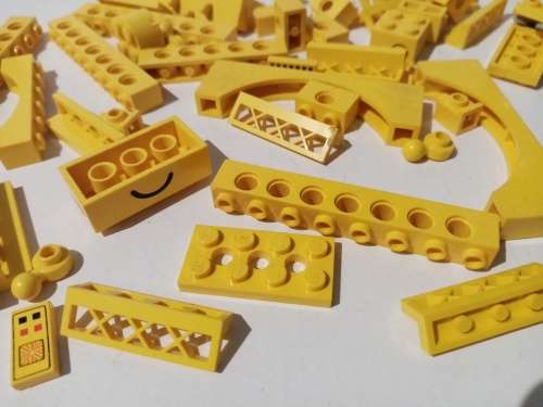 Lego Lot Yellow Bricks