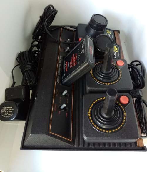 Atari 2600 Console bundle
