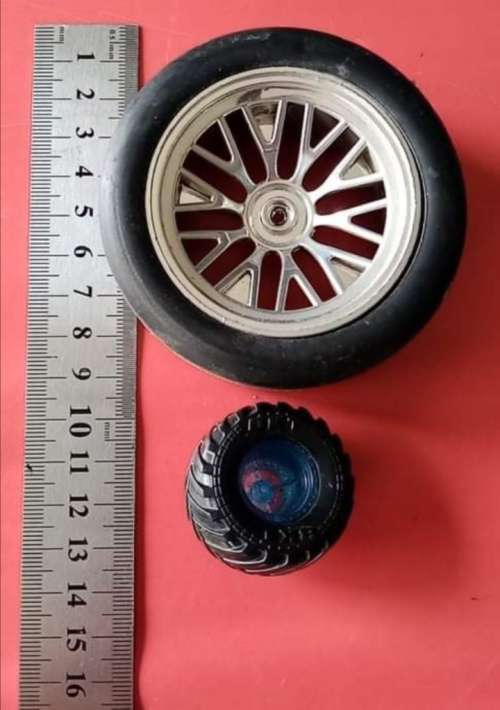 Model Car Wheels Lot